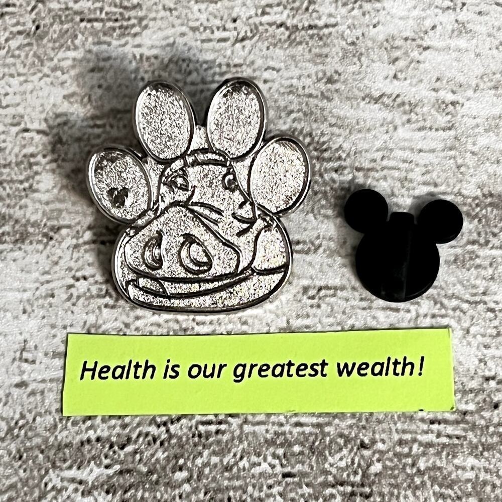 Disney Pin - Hidden Mickey Chaser‎ - Pumba Lion King